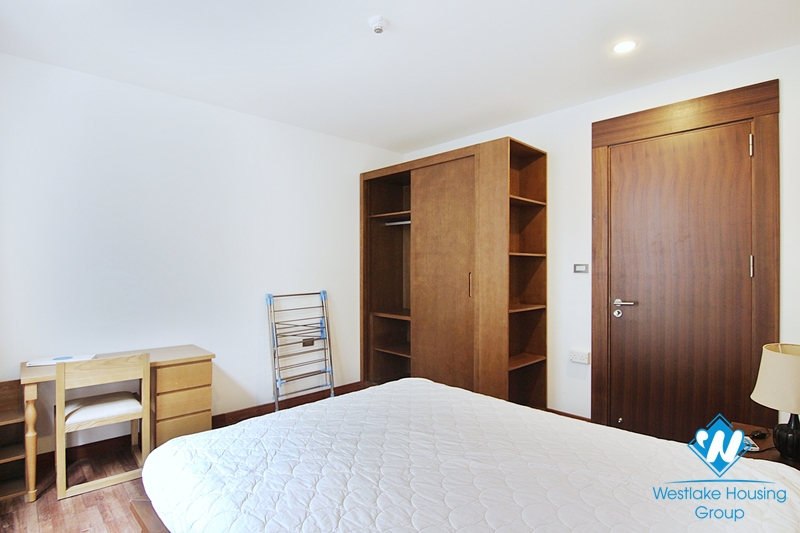Spacious 3-bedroom apartment with lake view in Ho Tay